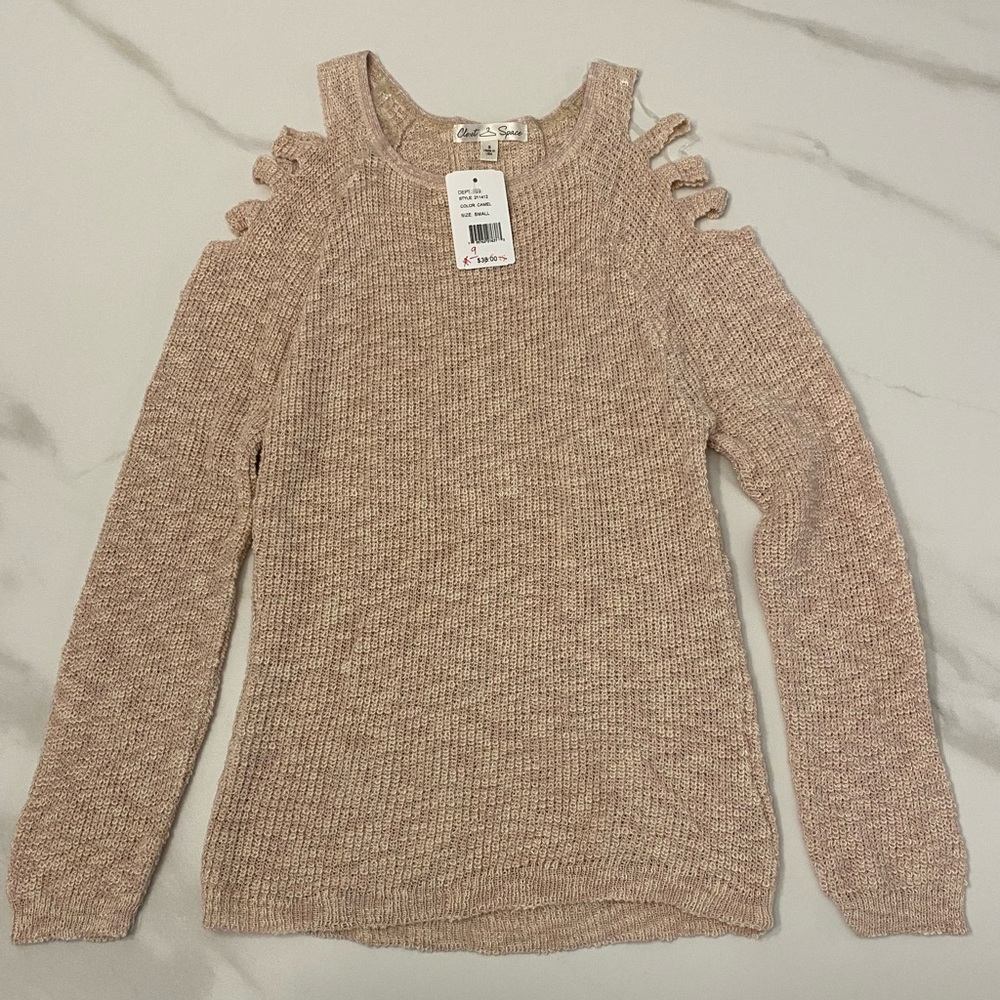 🏷️ Closet Space - Camel Colored Shoulder Slit Sweater Top - NWT - Size S